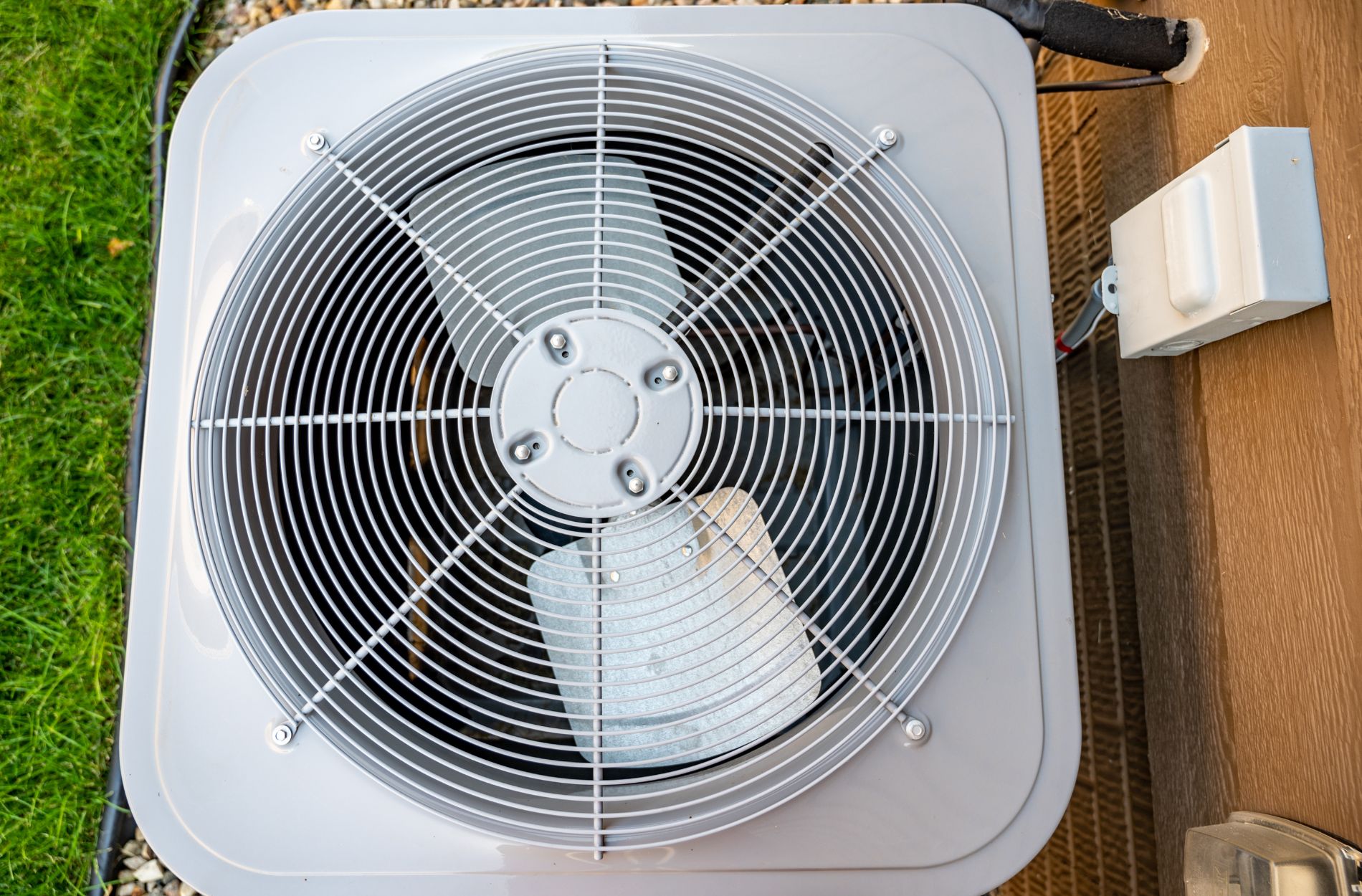 AC fan motor