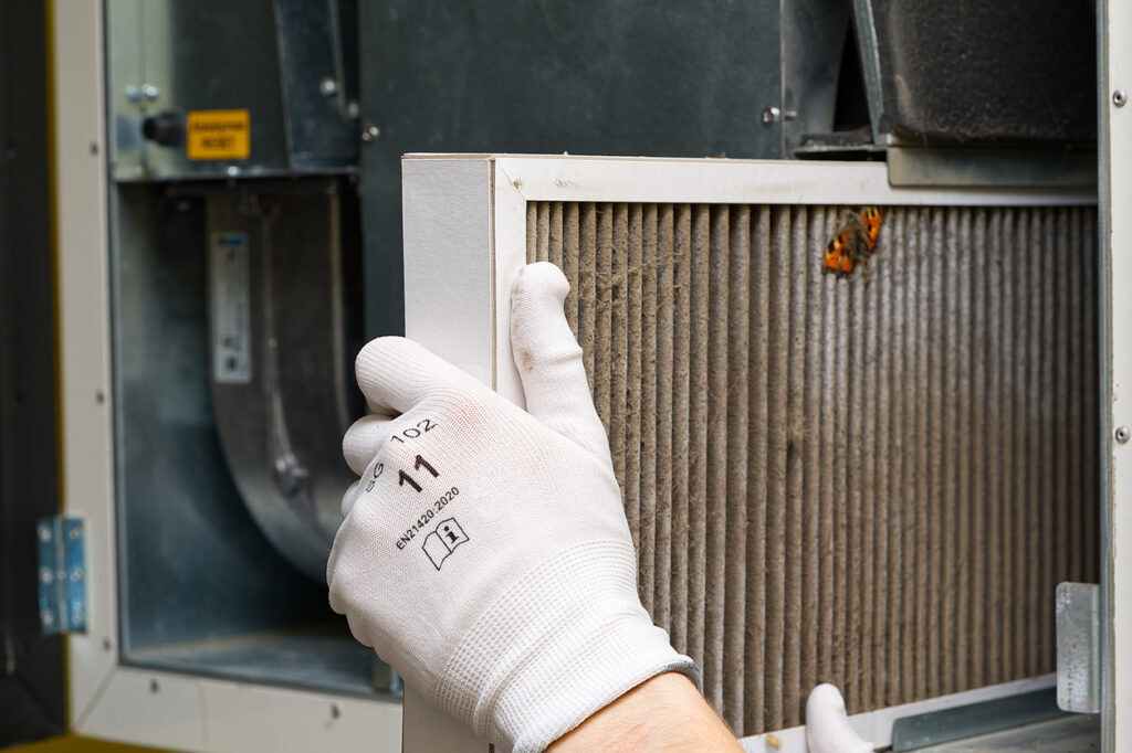 Winterize Your Home: Complete Heating System Checklist 2 furnace filter